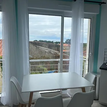 Maison Centre Avec Vue Sur La Cote Brem-Sur-Mer