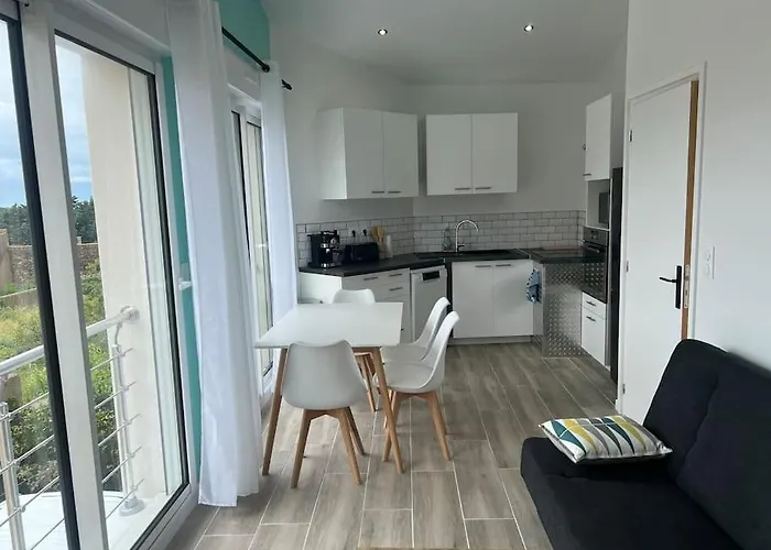 Prázdninový dům Maison Centre Avec Vue Sur La Cote Brem Sur Mer